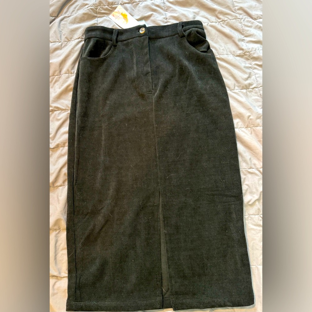 NWTS Pretty Garden Corduroy Skirt
